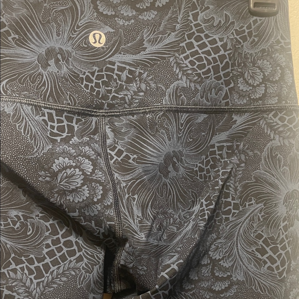 Lululemon High-Rise winder under Floral Print Leggings — Navy - Picture 2 of 5